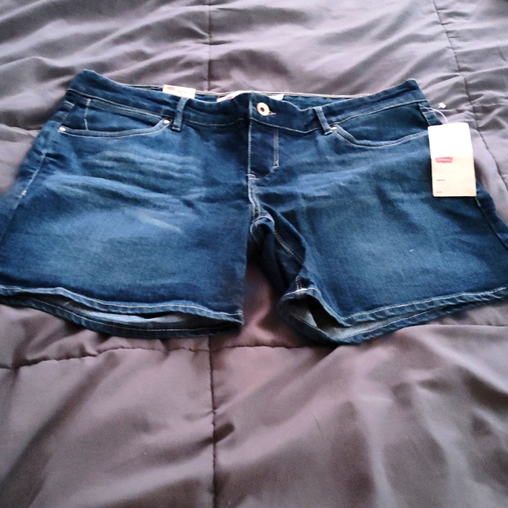 Levi's shorts
